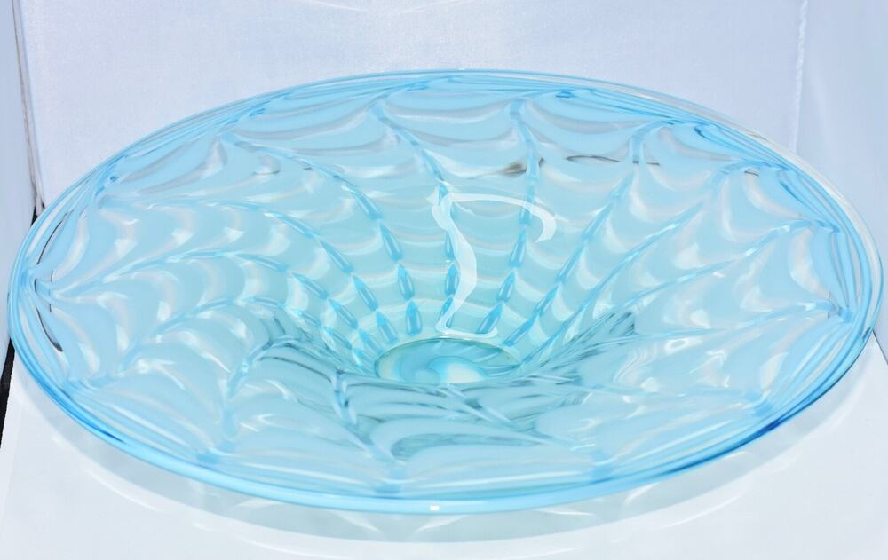 Waterford Evolution Opalescent Blue Art Glass Crystal Round Bowl Centerpiece